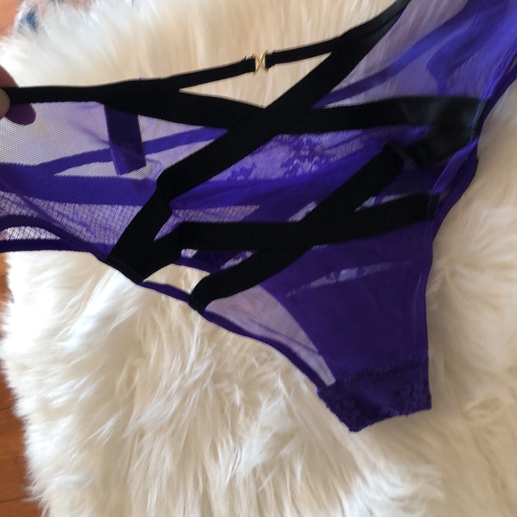 Victorias Secret Cheekini panty. NIP, Sz M - Picture 3 of 5